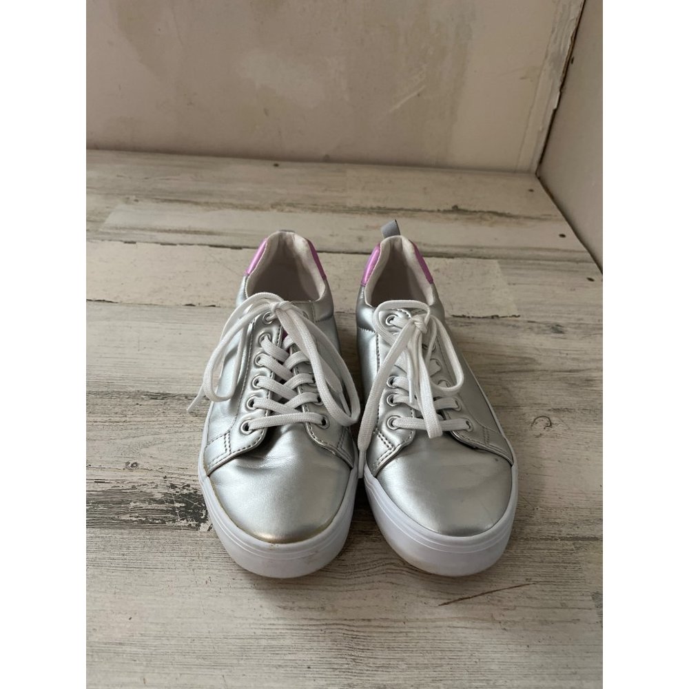 Old Navy girls silver and pink lace up sneakers size 3